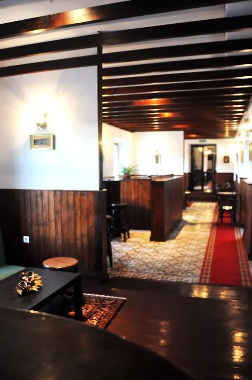 Guest house Hotel Restaurante La Mecedora San Luis de Sabinillas