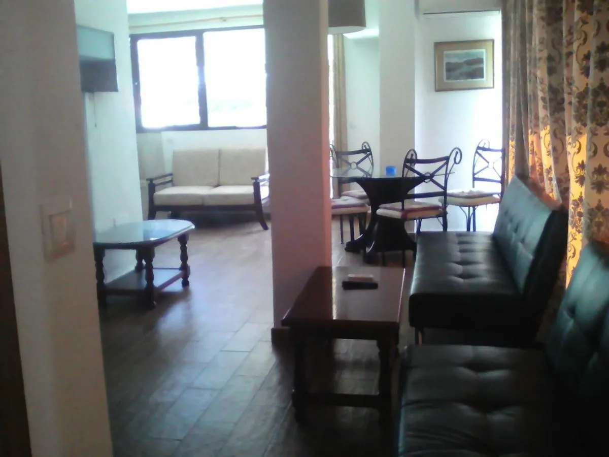 Guest house Hotel Restaurante La Mecedora San Luis de Sabinillas