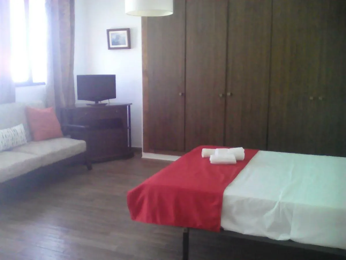 Hotel Restaurante La Mecedora San Luis de Sabinillas Guest house