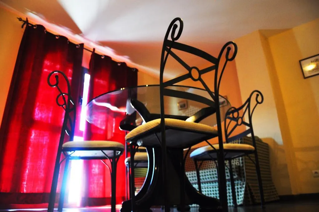 Hotel Restaurante La Mecedora San Luis de Sabinillas 3*,  Ισπανία